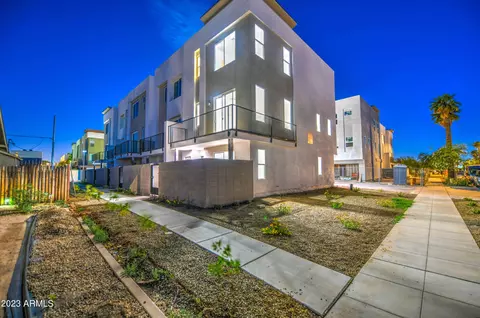 825 N 9th Ave #1, Phoenix, AZ 85007