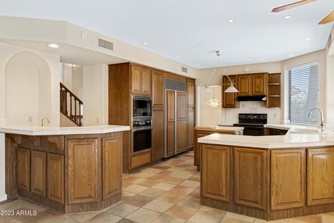 3621 E Saltsage Dr, Phoenix, AZ 85048 photo 8