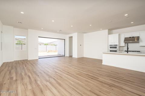 10102 E Talon Ave, Mesa, AZ 85212 photo 5