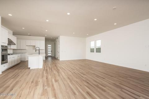 10102 E Talon Ave, Mesa, AZ 85212 photo 4