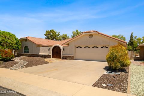 17635 N Lindgren Ave, Sun City, AZ 85373