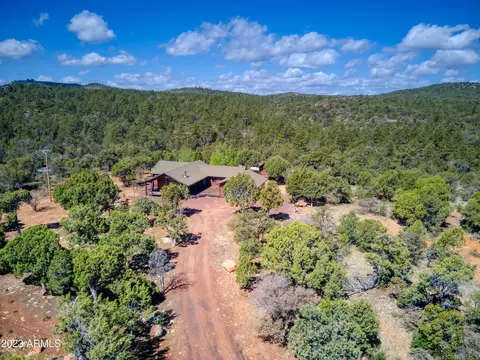 6307 Gardenia Ln, Show Low, AZ 85901
