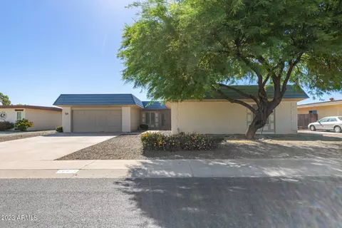 18410 N Welk Dr, Sun City, AZ 85373