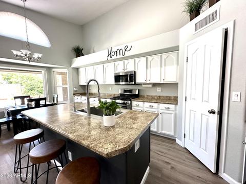 7547 E Lompoc Cir, Mesa, AZ 85209 photo 8