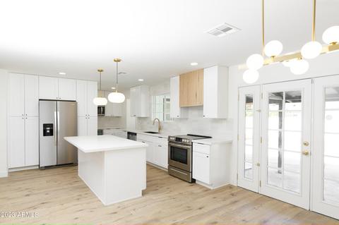 1711 N Circle Dr, Tempe, AZ 85288 photo 2