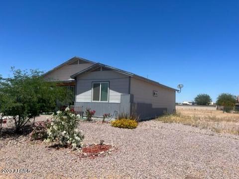 10064 W Bradshaw Dr, Arizona City, AZ 85123