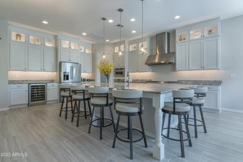 1122 E Holland Park Dr, Gilbert, AZ 85297