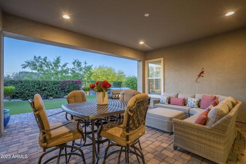1122 E Holland Park Dr, Gilbert, AZ 85297 photo 4