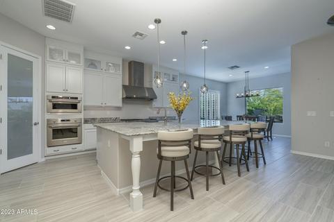 1122 E Holland Park Dr, Gilbert, AZ 85297 photo 8