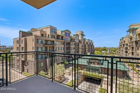 2302 N Central Ave #409, Phoenix, AZ 85004