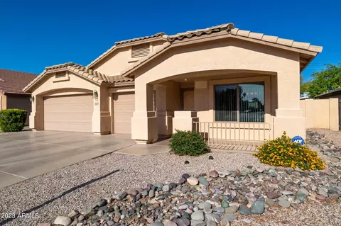 8041 N 56th Dr, Glendale, AZ 85302