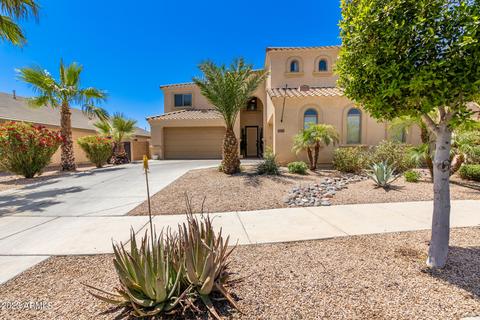 17881 W Larkspur Dr, Surprise, AZ 85388