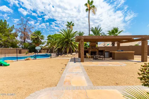 4101 E Lavender Ln, Phoenix, AZ 85044 photo 41
