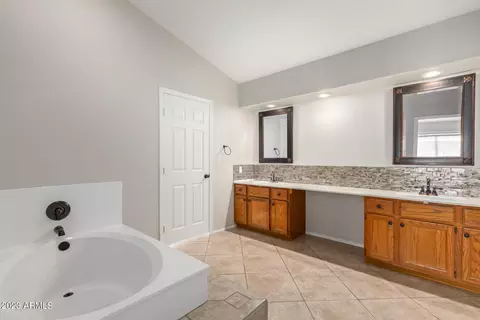 4101 E Lavender Ln, Phoenix, AZ 85044 photo 28