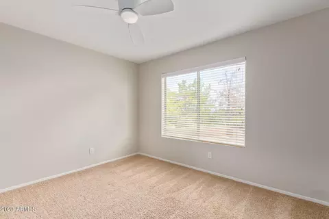 4101 E Lavender Ln, Phoenix, AZ 85044 photo 35