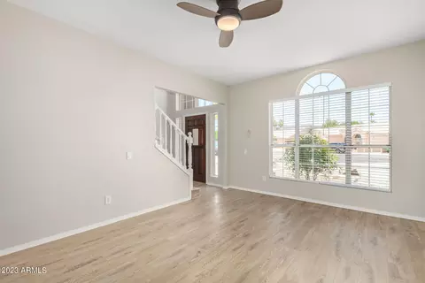 4101 E Lavender Ln, Phoenix, AZ 85044 photo 11