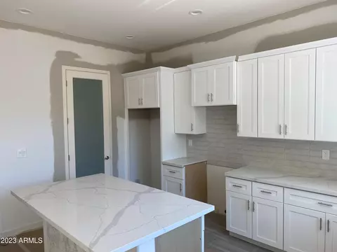 8029 S 6th Dr, Phoenix, AZ 85041 photo 4