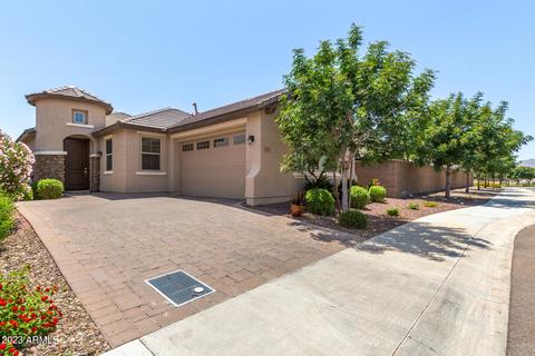 19771 W Heatherbrae Dr, Litchfield Park, AZ 85340