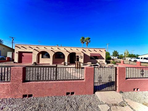 257 Peretz Cir, Morristown, AZ 85342