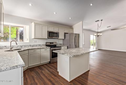 4301 E Beck Ln, Phoenix, AZ 85032 photo 13