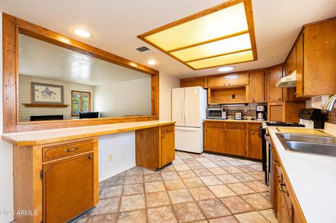 3475 NE Rainier Loop, Flagstaff, AZ 86004 photo 9