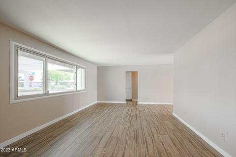 1104 E Campus Dr, Tempe, AZ 85282 photo 7
