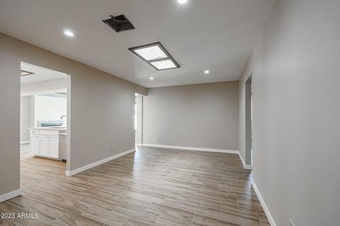 1104 E Campus Dr, Tempe, AZ 85282 photo 20
