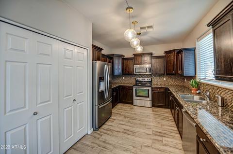 2723 E Donner Dr, Phoenix, AZ 85042 photo 12