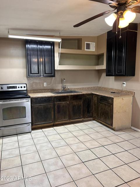 5425 S 35th Dr, Phoenix, AZ 85041 photo 3