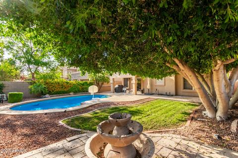 3827 E Tanglewood Dr, Phoenix, AZ 85048