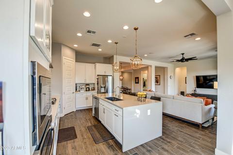 3309 E Donald Dr, Phoenix, AZ 85050 photo 13