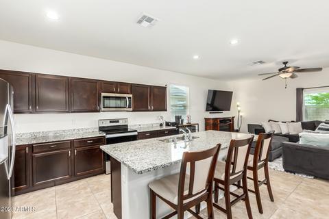 1718 W Cameron Blvd, Coolidge, AZ 85128