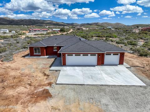 17330 E Hiding Horse Ln, Dewey, AZ 86327