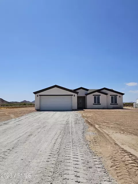 1036 S Wintersburg Rd, Tonopah, AZ 85354