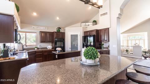2161 S Boulder Ct, Gilbert, AZ 85295 photo 12