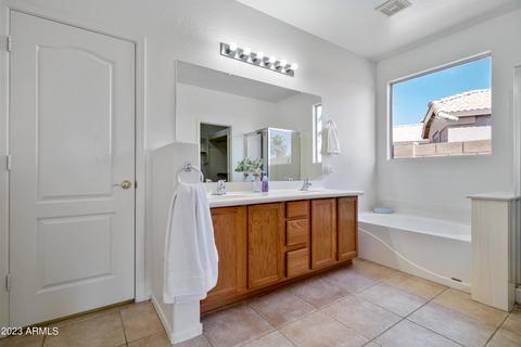 2125 S Vincent --, Mesa, AZ 85209 photo 6