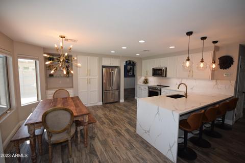 123 E Horseshoe Ave, Gilbert, AZ 85296 photo 2