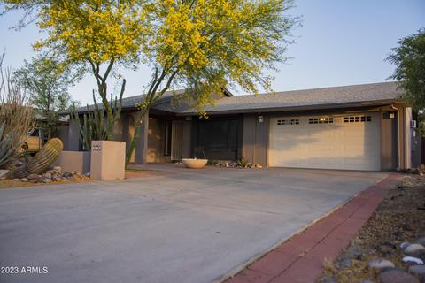 9015 W Clarendon Ave, Phoenix, AZ 85037