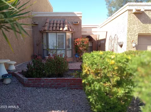 1024 E Lois Ln, Phoenix, AZ 85020 photo 2
