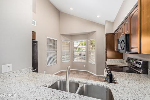 3311 E Hiddenview Dr, Phoenix, AZ 85048 photo 9