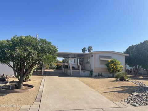 2519 E Oraibi Dr, Phoenix, AZ 85050 photo 2