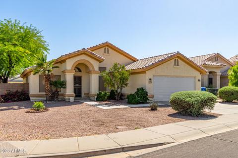 4661 E Summerhaven Dr, Phoenix, AZ 85044 photo 2