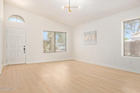 4661 E Summerhaven Dr, Phoenix, AZ 85044 photo 11