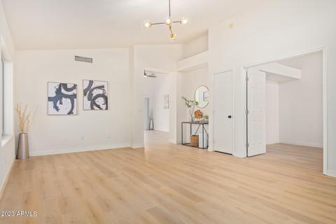 4661 E Summerhaven Dr, Phoenix, AZ 85044 photo 8