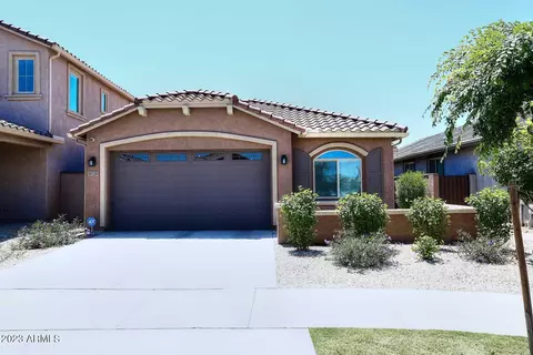 9529 E Tesla Ave, Mesa, AZ 85212