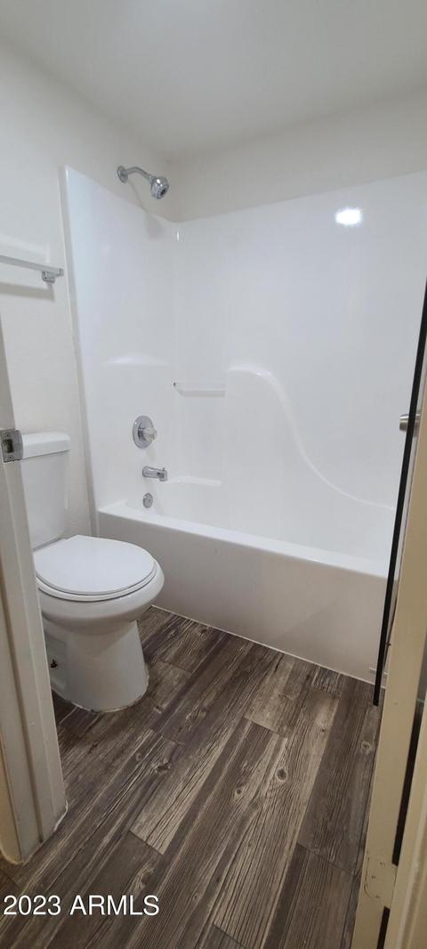 237 W Desert Dr, Phoenix, AZ 85041 photo 10