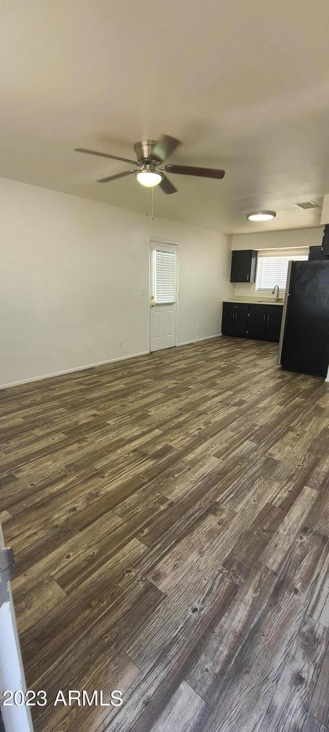 237 W Desert Dr, Phoenix, AZ 85041 photo 2
