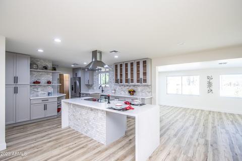 4102 E Cochise Rd, Phoenix, AZ 85028 photo 4