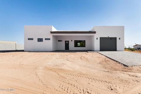 187 E Whiteley St, Apache Junction, AZ 85119