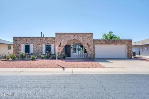 15837 N Nicklaus Ln, Sun City, AZ 85351